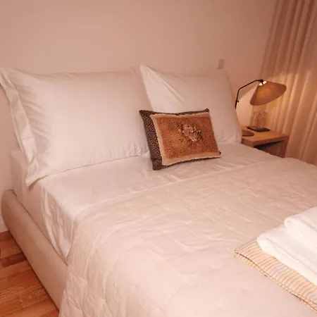 Dreamscape Ofir - Riverfront Retreat By The Sea Fão